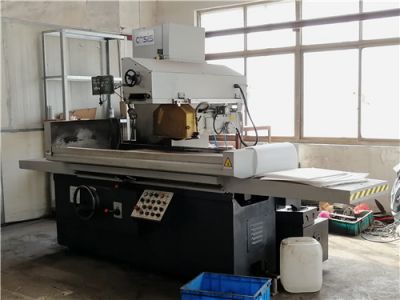 Grinding machine